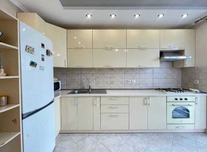 Продаж 2 кім. квартири в центрі міста Івано-Франківськ - зображення 1