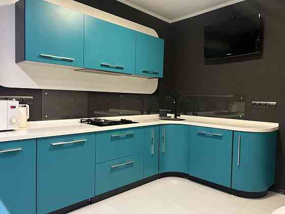 Світла 2-кімнатна з переплануванням у 3, 94,7 м², вул. Бідного, Левада Копылы