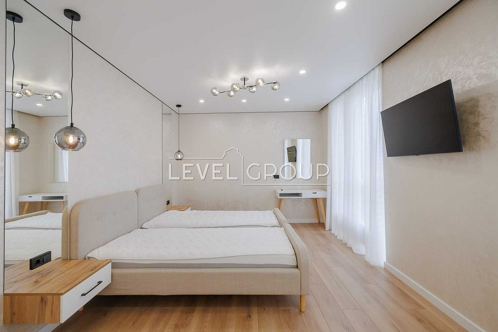 Варшавський ПЛЮС, 2-кімнатна , З РЕМОНТОМ, ВИГІДНО, перепоступка Київ - зображення 4