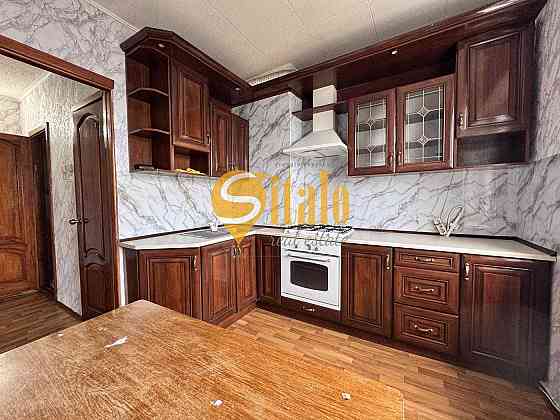 2 кімнатна в центрі  з ремонтов, вул. Європейська 6, інфраструктура Вишневое