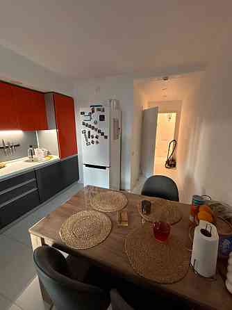 Квартира 1-к.  Алма-Атинская 37-Б. Срочно Київ