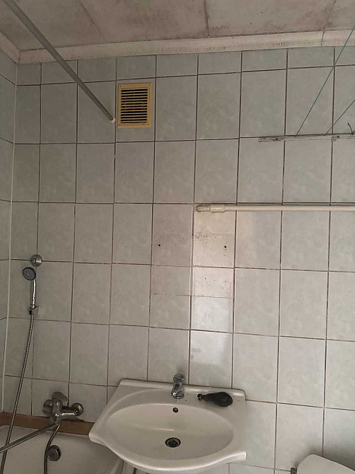 Продаж 1 кімнатної, яка потребує ремонту. Вітряні гори. Київ - зображення 8