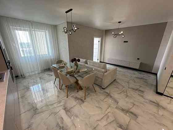 Продам 2 ком Центр Голливуд ЖК Лесной Сертификат Чернигов