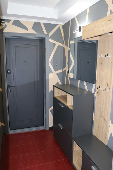 Однокімнатна  з ремонтом 31,8/18,6/7,3 біля метро. Власник Київ - зображення 3