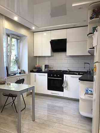 Продам 3-х комнатную с евроремонтом в Приморском районе Одесса