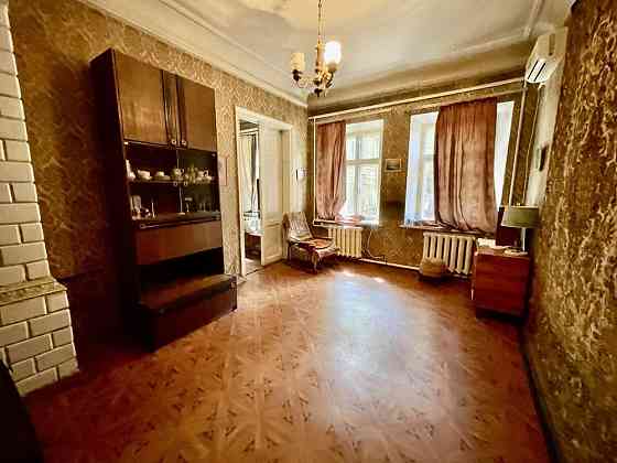 Продам 3 комнатную квартиру Дегтярная Центр города Одесса