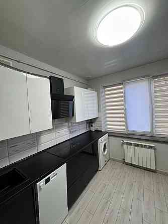 Продам двокімнатну квартиру у м. Борислав Трускавец