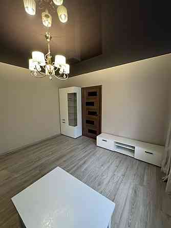 Продам двокімнатну квартиру у м. Борислав Трускавец