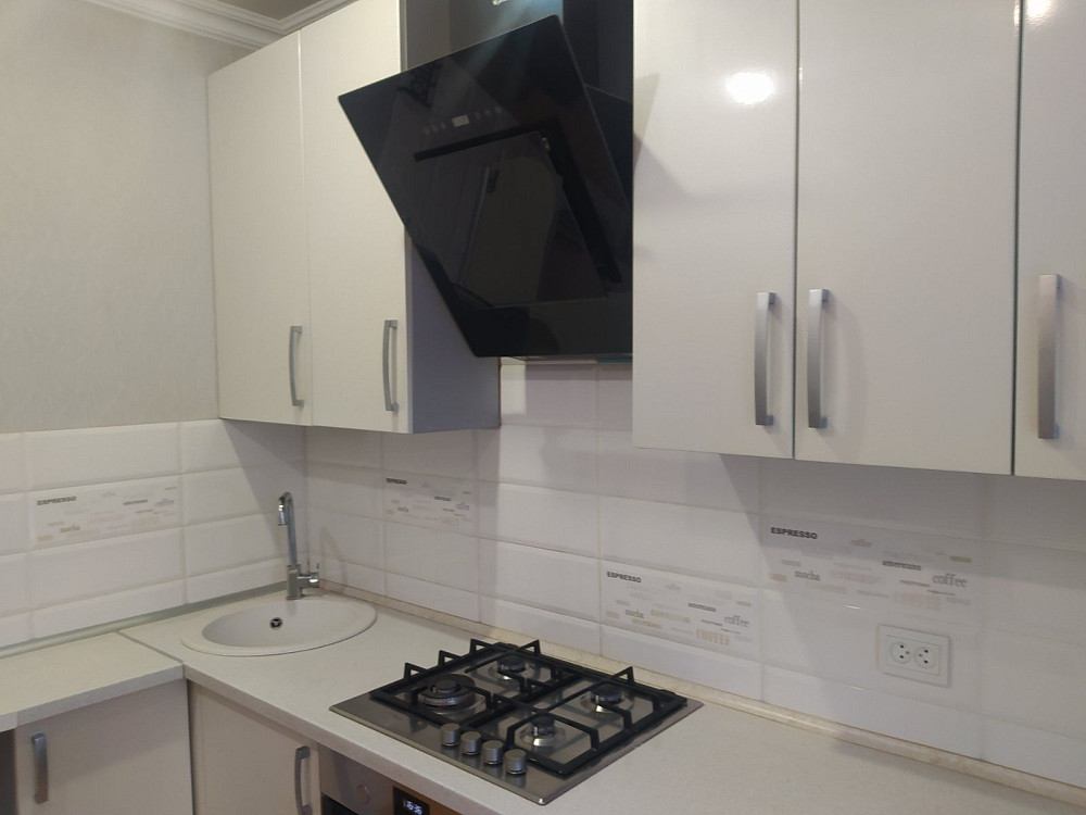 Квартира після ремонту на Червоній поруч з соцмістом Кривой Рог - изображение 5