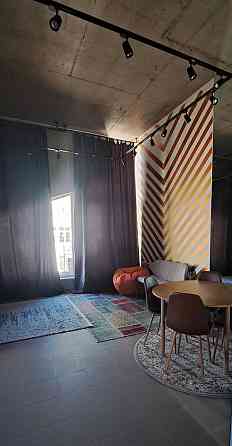 Здам в оренду квартиру-лофт 4 метри стелі Киев