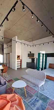 Здам в оренду квартиру-лофт 4 метри стелі Киев