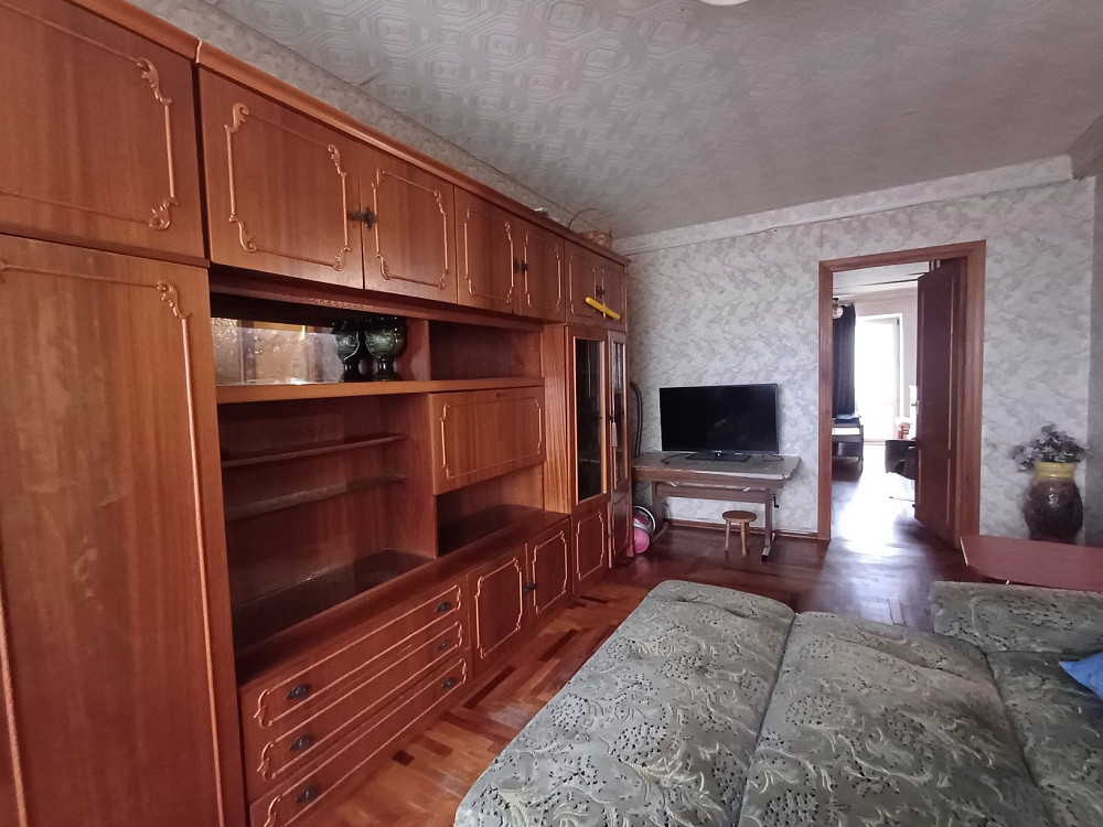 Квартира, 3 кімнати, Моторобудівників, 28, поверх 2 Запоріжжя - зображення 1