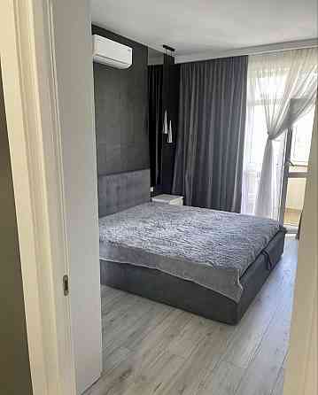 Здається однокімнатна поруч центр. Мукачево