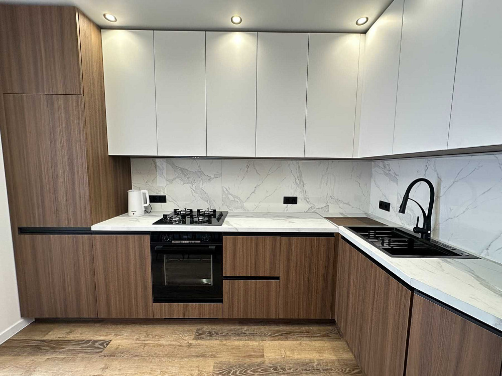 Оренда 2 кім.квартири з якісним ремонтом та гаражем! Перша здача! Ивано-Франковск - изображение 8