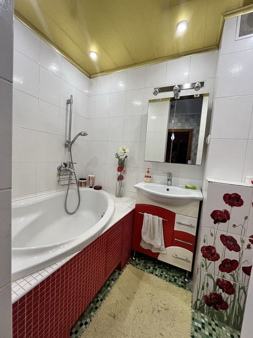 Продаж 2 к кв Митниця Черкассы - изображение 1