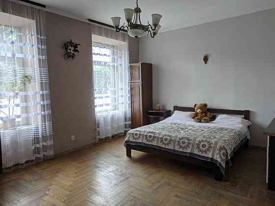 Продаж 2-кімнатної квартири у центрі Львова, вул. Жовківська Львов