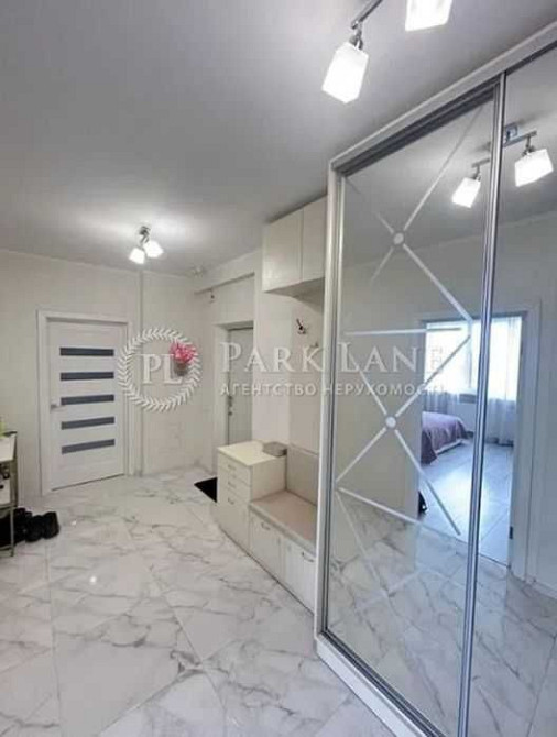 Продам светлую 2к квартиру евроремонт Правды Варшавский Ретровиль 5й Київ - зображення 5