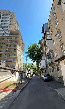 2-х комнатная квартира, 7 Фонтана/ Клубничный переулок, большой балкон Одесса