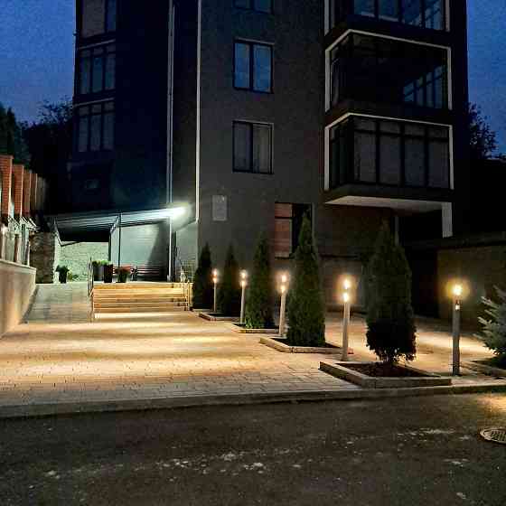 Квартира у клубному будинку біля парку. Без % Київ