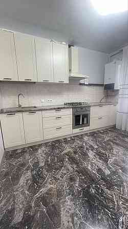 Продається трьох кімнатна квартира біля пару Шевченка Івано-Франківськ