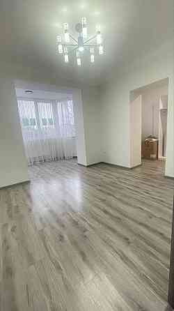 Продається трьох кімнатна квартира біля пару Шевченка Івано-Франківськ