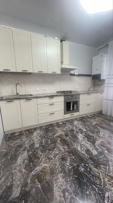 Продається трьох кімнатна квартира біля пару Шевченка Івано-Франківськ - зображення 6