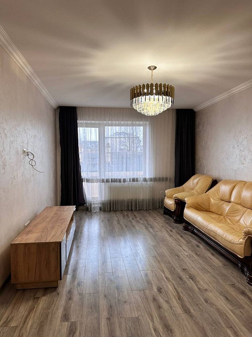 Продається трьох кімнатна квартира біля пару Шевченка Івано-Франківськ - зображення 1