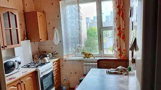 продаж квартири бажана Київ