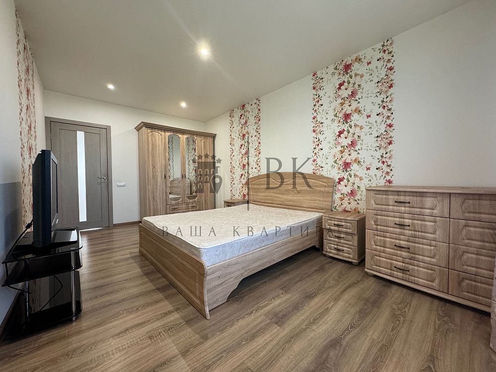 БЕЗ %. Ексклюзивна пропозиція — метро Позняки Київ - зображення 1