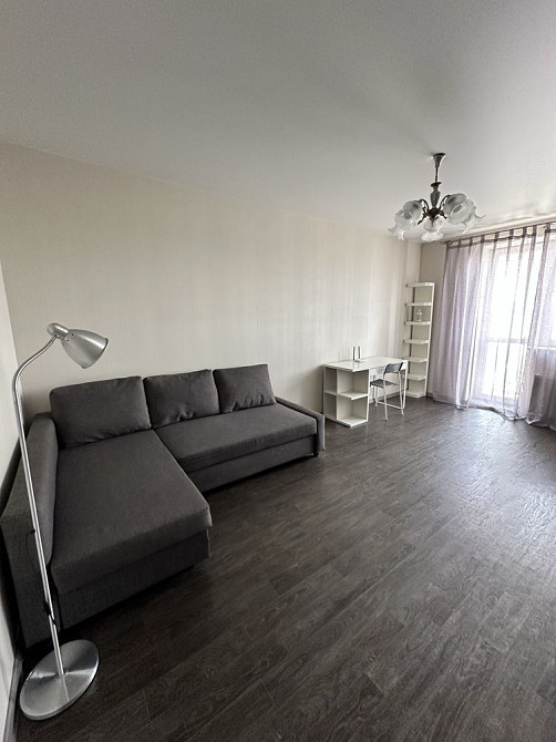 Реальная 1-ка на Алексеевке, Проспект Победы 53-б, Молодежный Городок Харків - зображення 2