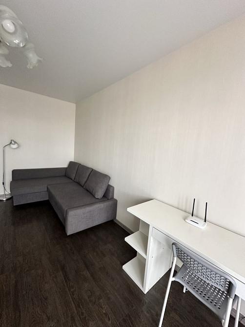 Реальная 1-ка на Алексеевке, Проспект Победы 53-б, Молодежный Городок Харків - зображення 4