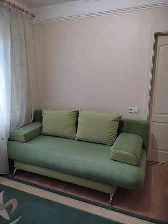 Здається квартира - гостинка , м.Героїв Дніпра  10хв пішки. Киев