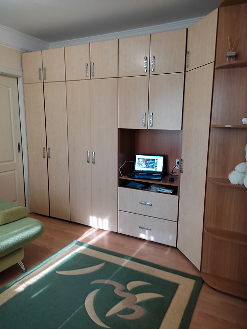 Здається квартира - гостинка , м.Героїв Дніпра  10хв пішки. Киев - изображение 1