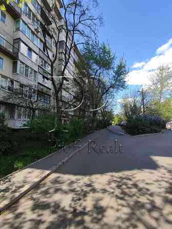 Здається 2 кімнатна квартира метро Чернігівська/вул Братиславська 38 Киев