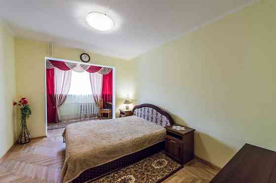 Оренда 2-х кімнатної квартири Позняки вул.Княжий Затон 2-б Киев