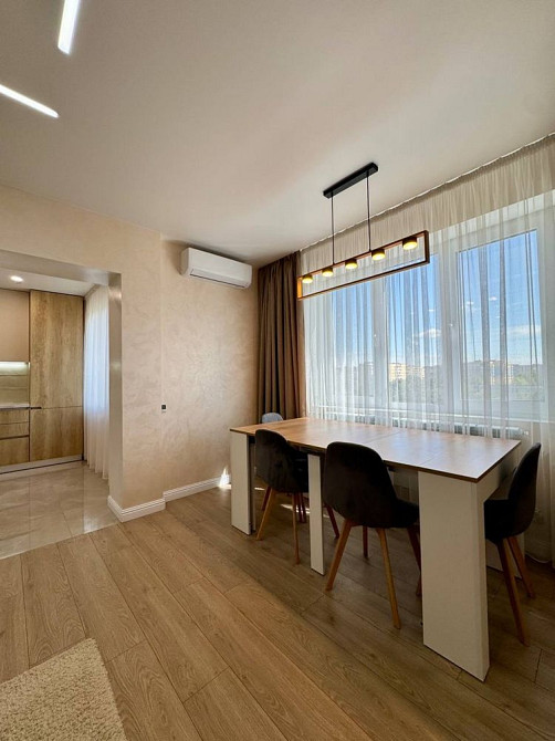 Продажа 4 ком. 10 мкрн. Левый берег Кам`янське (Запорізька обл.) - зображення 5