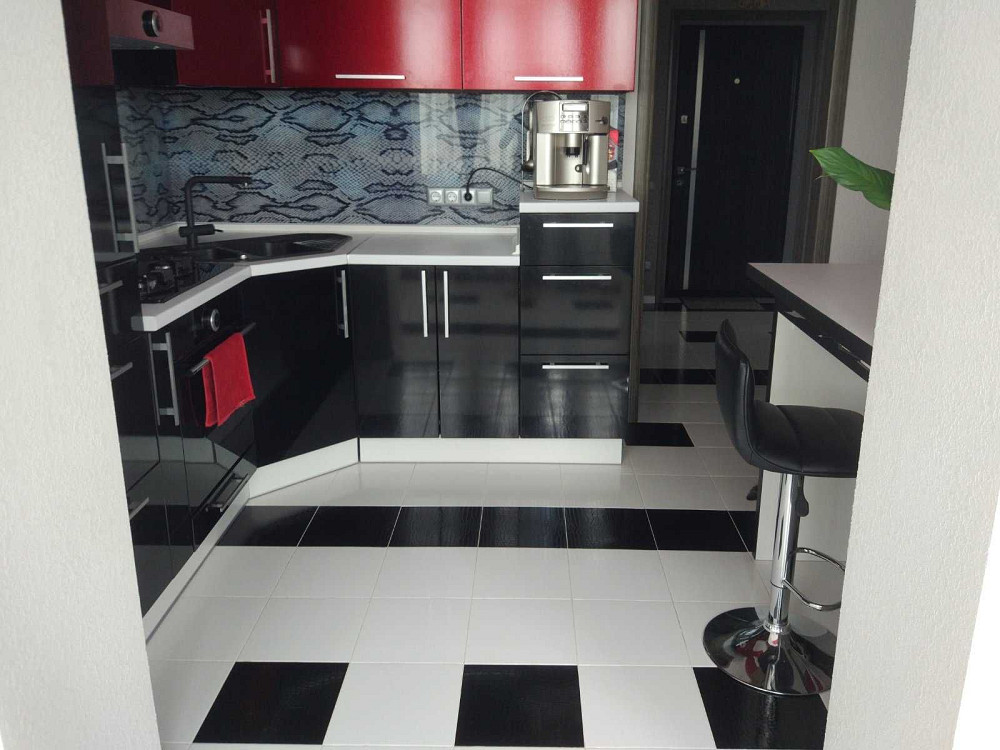 ТЕРМІНОВО! ПРОСТОРА 2-х кімнатна з ремонтом-ЗАХОДЬ і ЖИВИ! Білогородка Білогородка (Київська обл.) - зображення 2