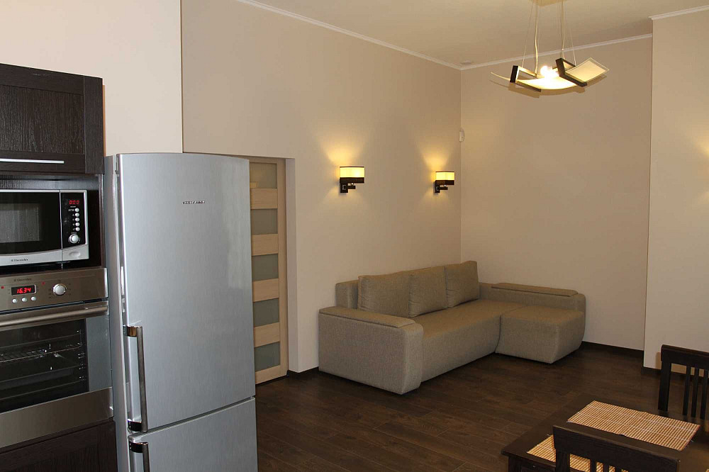 Затишна 2-х кімнатна квартира в серці міста біля Пейзажної Алеї Киев - изображение 2