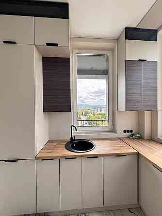 Продається нова Панорамна квартира в центрі міста. Новобудова Ужгород