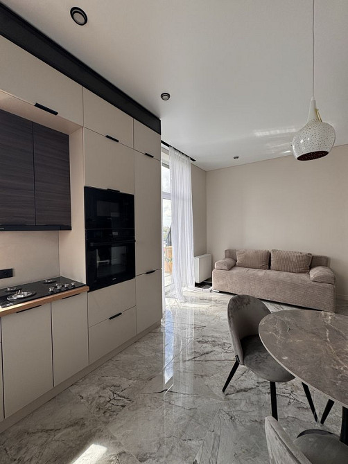 Продається нова Панорамна квартира в центрі міста. Новобудова Ужгород - зображення 2