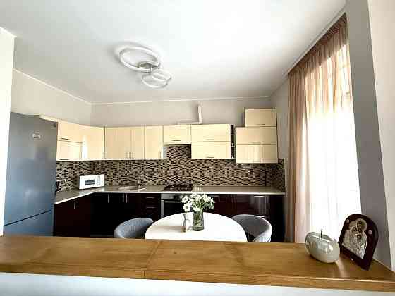 Дворівнева кв. ЖК» Вишневий сад»вул. Осипенко( Вишнева)28 Ужгород