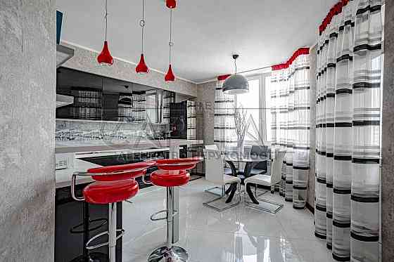 Простора 2-кімнатна квартира площею 88 м² на вул. Єлизавети Чавдар, 1 Київ