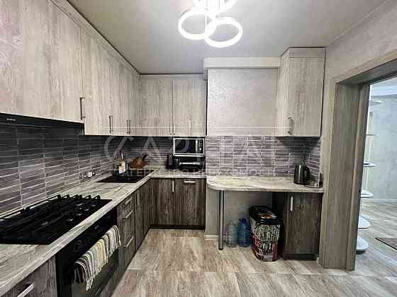 3 окремі спальні !!! Оренда сучасної квартири на вул. Тростянецька, 6 Київ