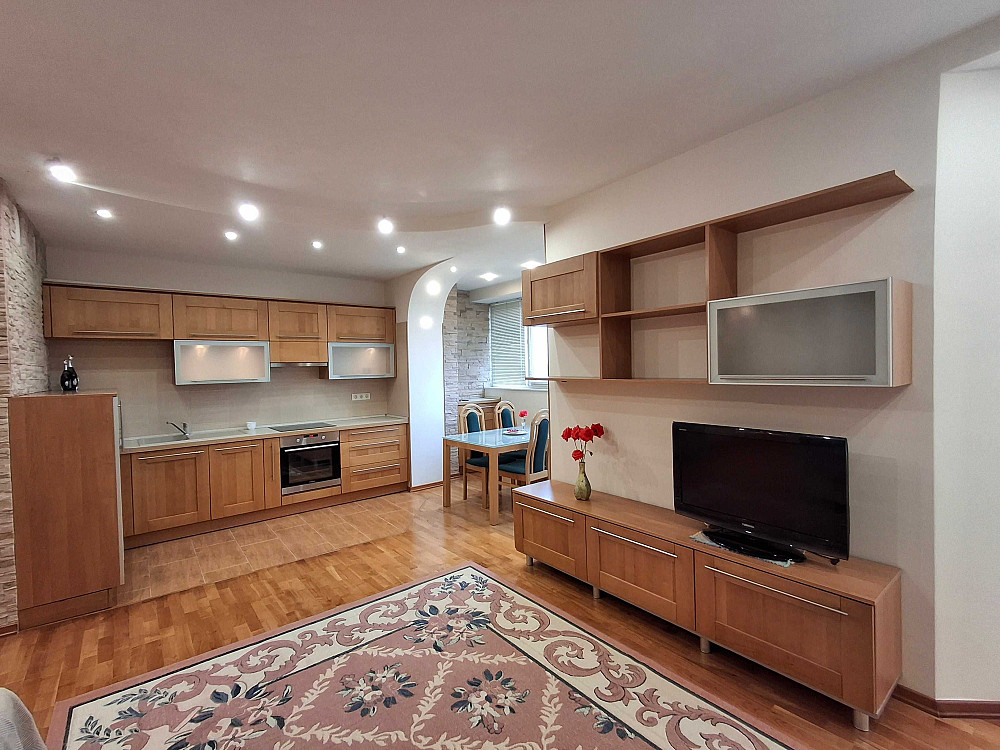 2х  студіо, після ремонту, Верховинна, 10хв. М Житомирська Київ - зображення 4