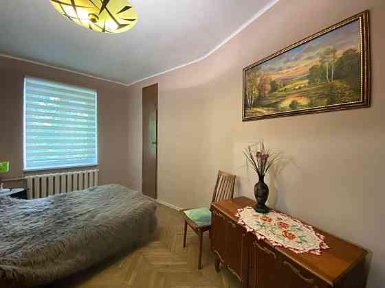 Двокімнатна, вулиця Басейна 10 Київ