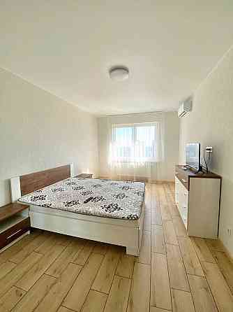 ЖК Еврика, поруч Венеція Лікоград Парк Ленд Нова Англія метро Іподром Київ