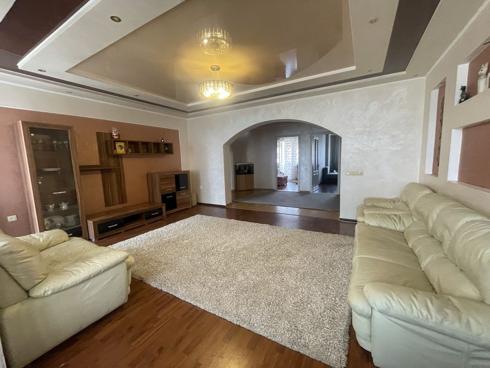 Оренда 4 кімнатної квартири на Володимирській Ужгород - зображення 7