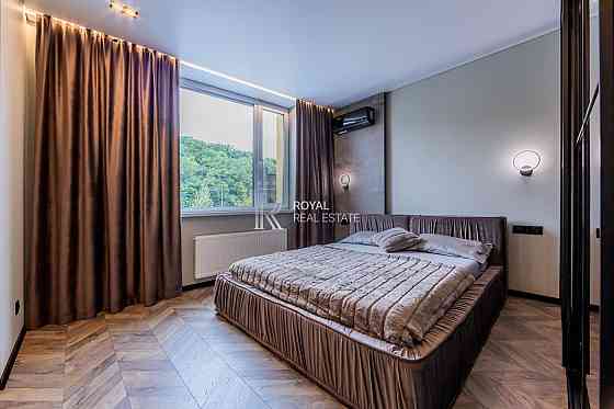 продаж квартири світло парк Київ