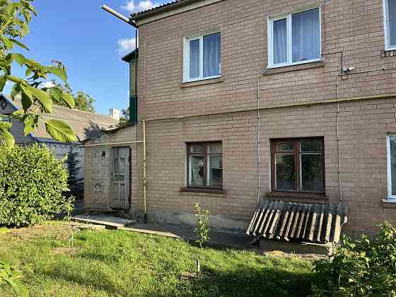 Продаж трикімнатної квартири з власним входом та чудовим розташуванням Тальное