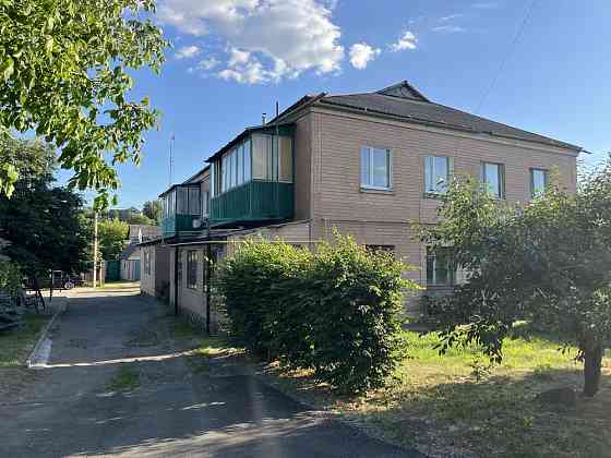 Продаж трикімнатної квартири з власним входом та чудовим розташуванням Тальное